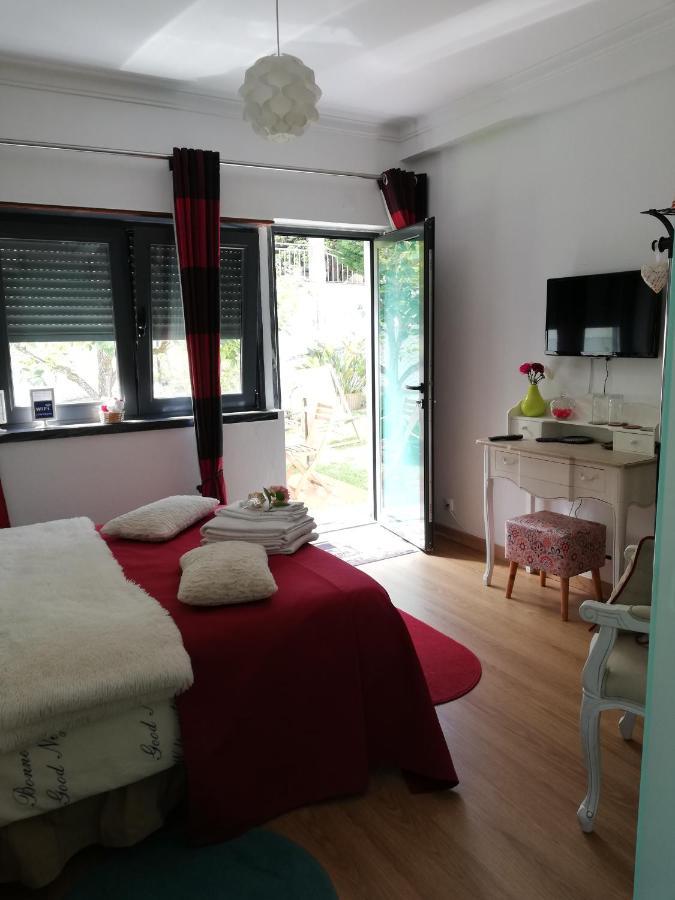 Moradia No Seixal Ericeira Hotel Luaran gambar