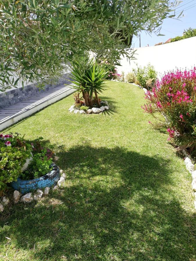 Moradia No Seixal Ericeira Hotel Luaran gambar