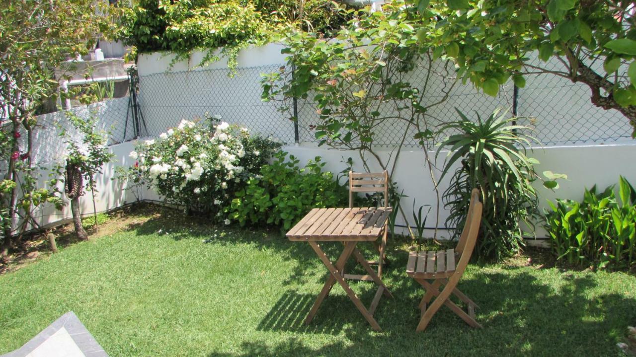 Moradia No Seixal Ericeira Hotel Luaran gambar